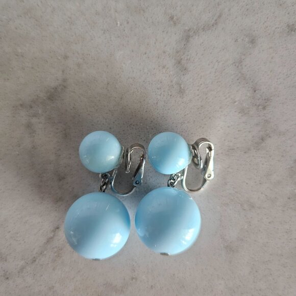 CROWN TRIFARI BABY BLUE DOUBLE BALL DROP CLIP-ON EARRINGS - Picture 2 of 11